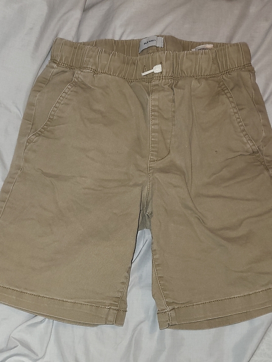 Old Navy Other - Old Navy Boys Elastic Waist Khaki Shorts - Beige